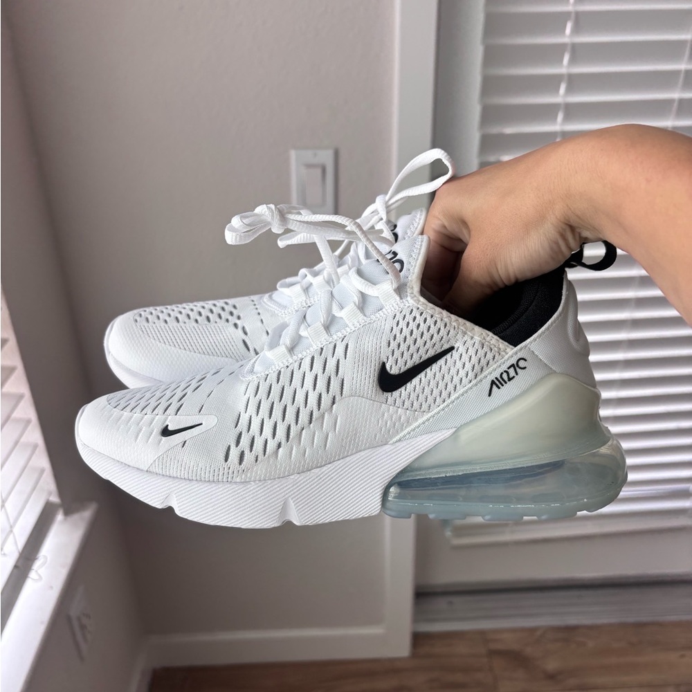 Nike Air Max 270